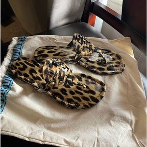 New never used Leopard sandals no box with dust bag only tried them on